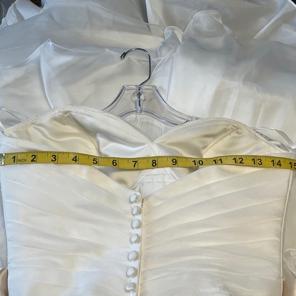 Bonny Ballroom Style Wedding Dress Size 6 - Picture 9 of 14